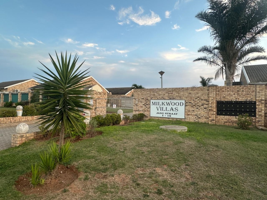 2 Bedroom Property for Sale in Campher Park Eastern Cape